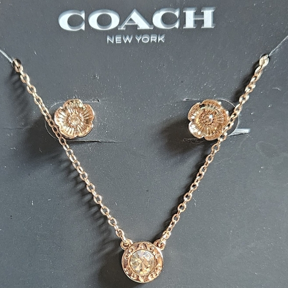 NEW! GOLDEN COACH NECKLACE WITH MATCHING EARRINGS ♡♡♡♡ - Picture 2 of 7
